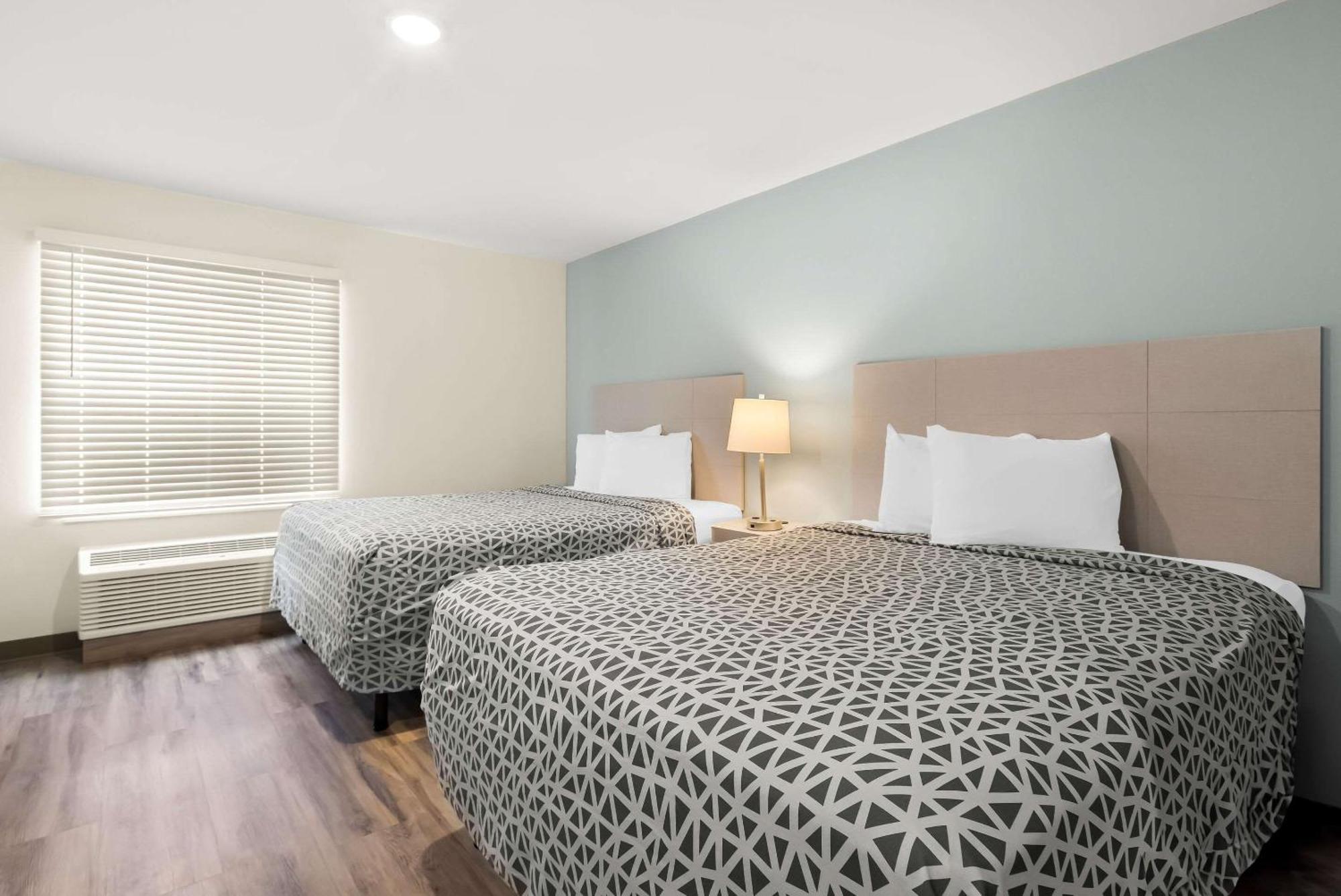 Woodspring Suites Savannah West Chatham Parkway Εξωτερικό φωτογραφία