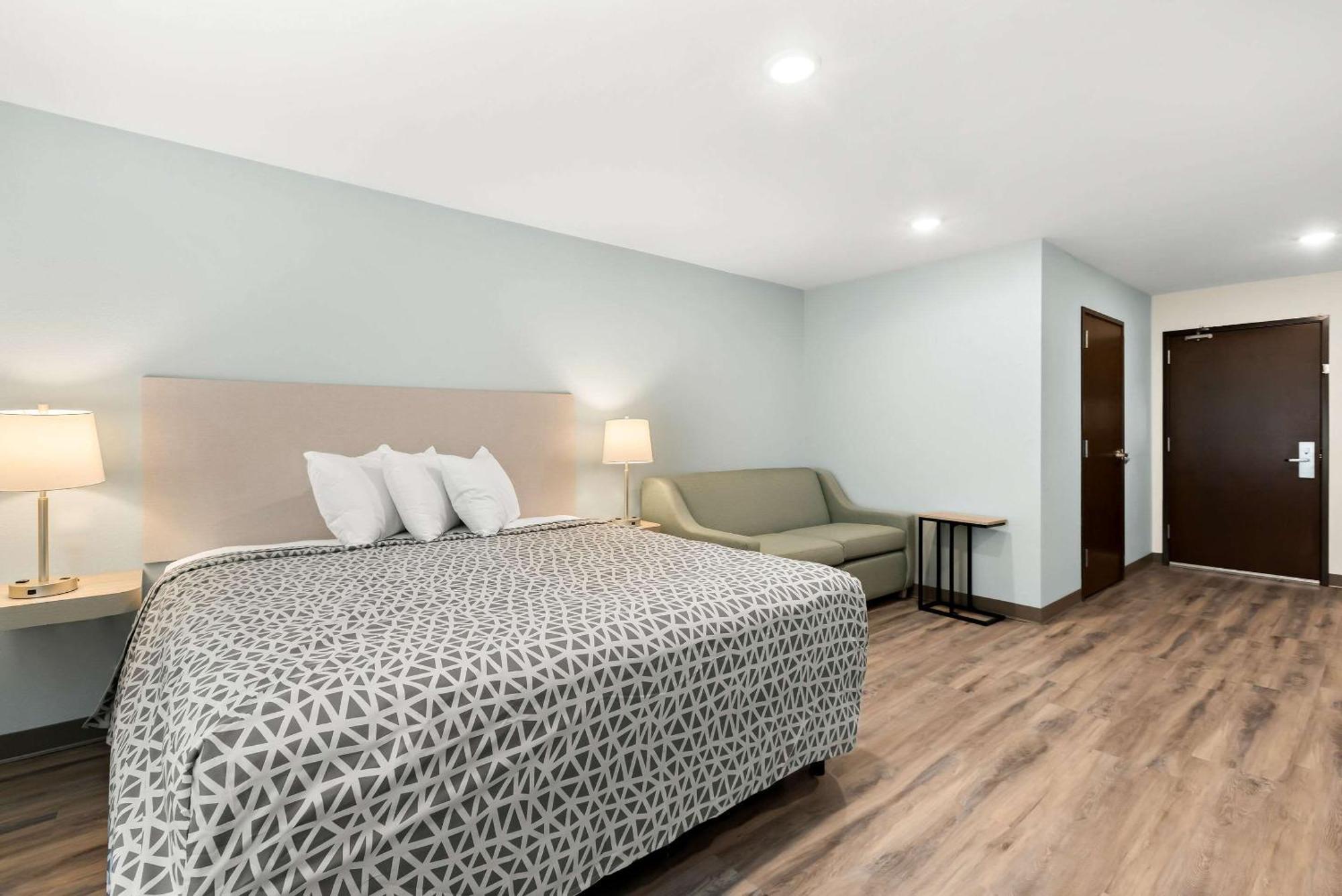Woodspring Suites Savannah West Chatham Parkway Εξωτερικό φωτογραφία